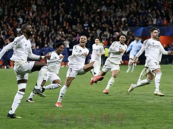 皇马后防失误人传人! 库瓦回传低级失误被进空门 皇马后防失误人传人! 库瓦回传低级失误被进空门